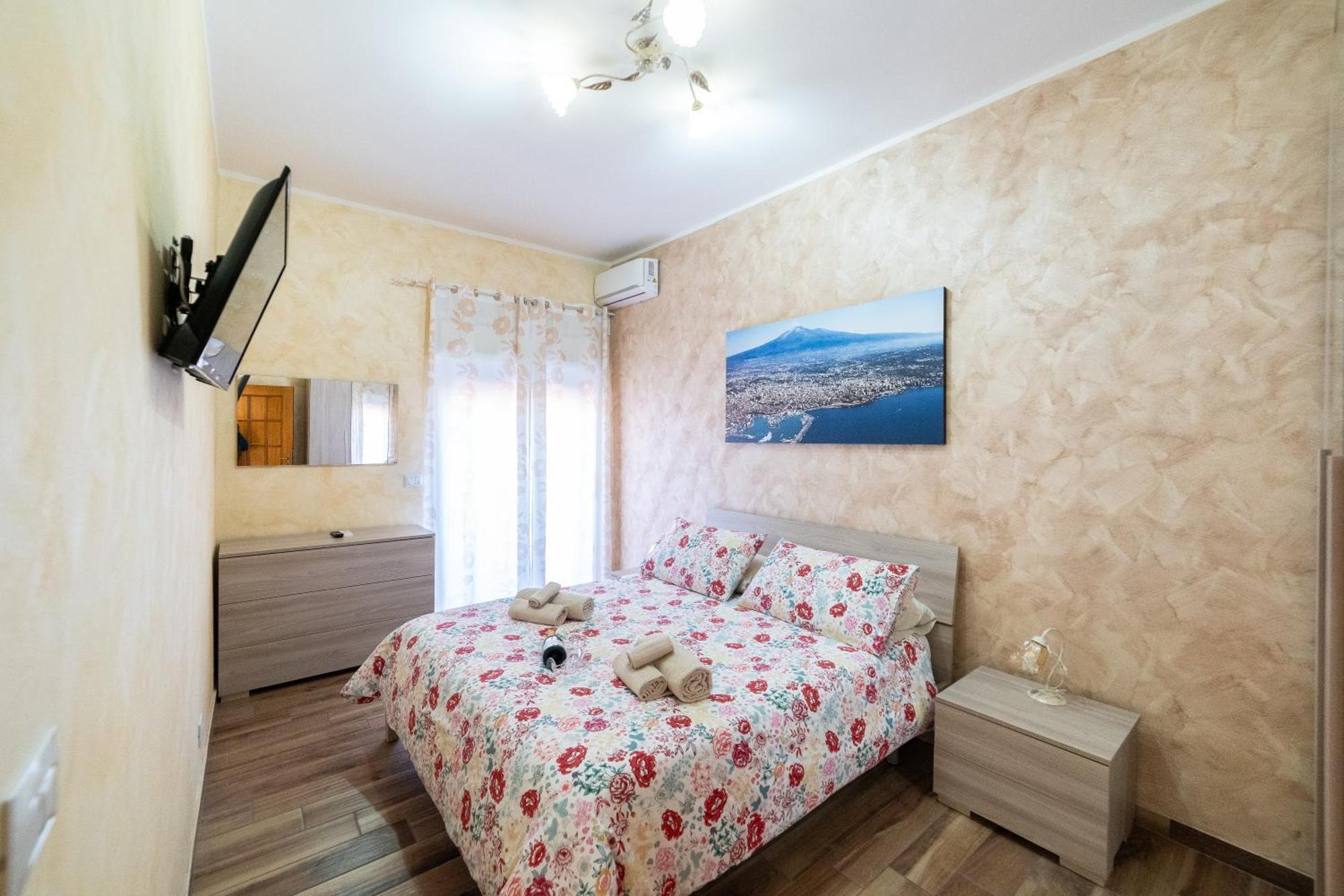 Апартаменты Casa La Scivola Катания Экстерьер фото
