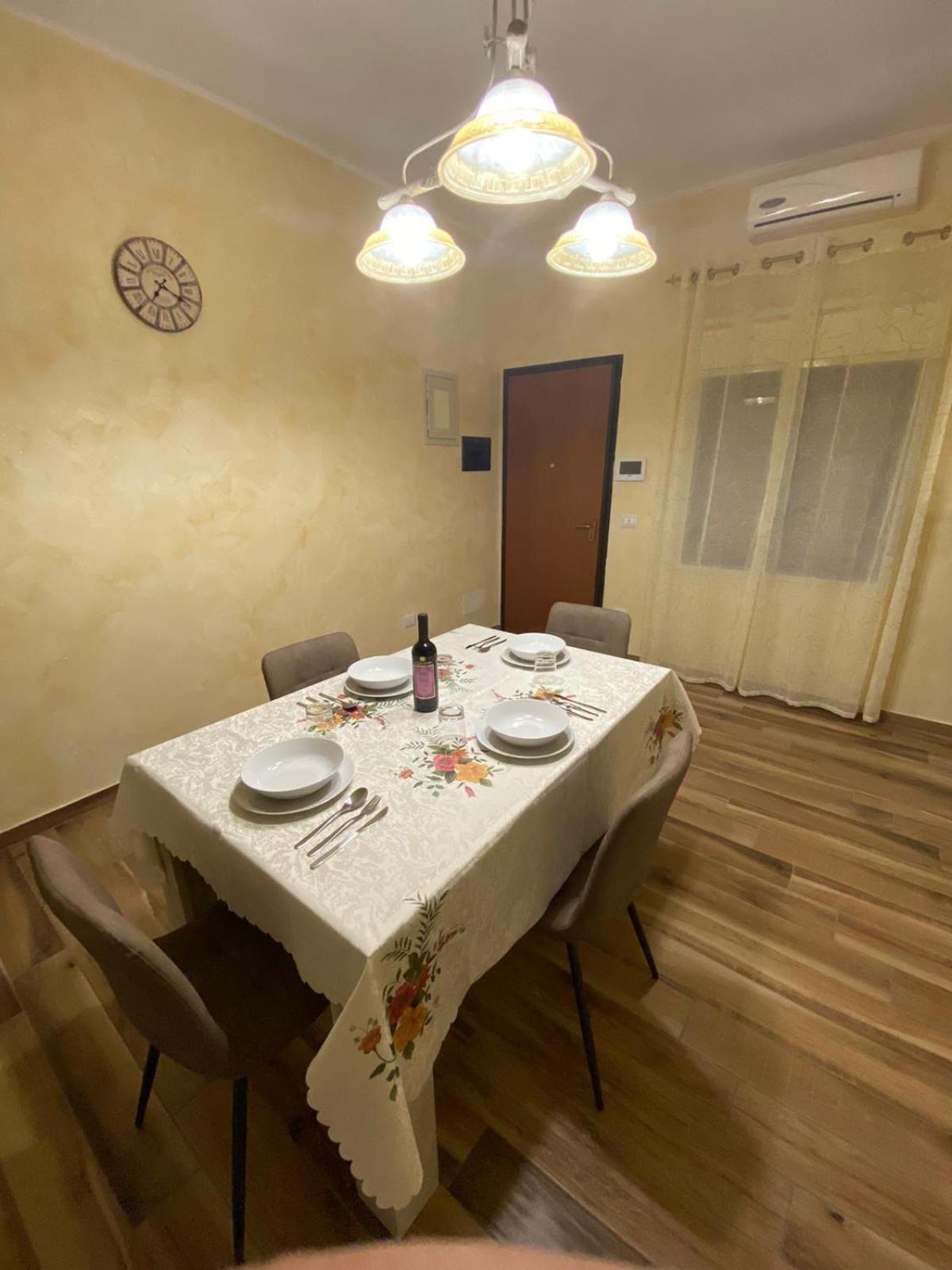 Апартаменты Casa La Scivola Катания Номер фото